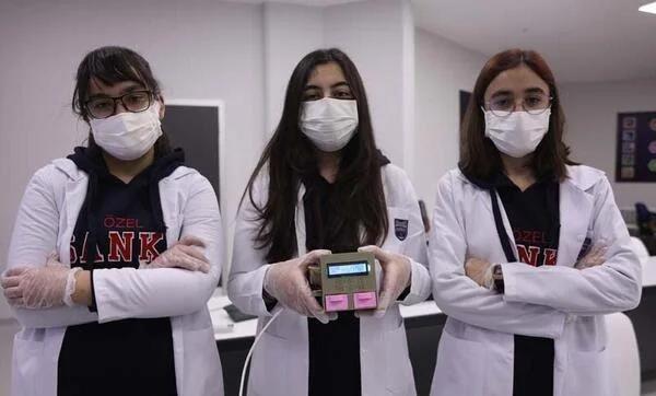 3 Lise Öğrencisi Koronavirüs Test Cihazı Geliştirdi!